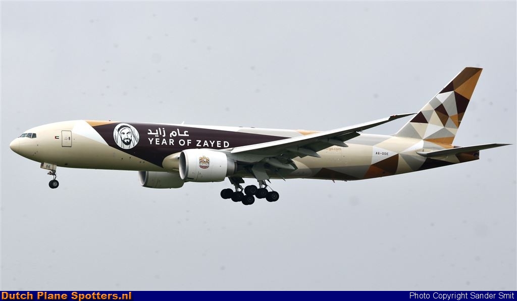 A6-DDE Boeing 777-F Etihad Cargo by Sander Smit
