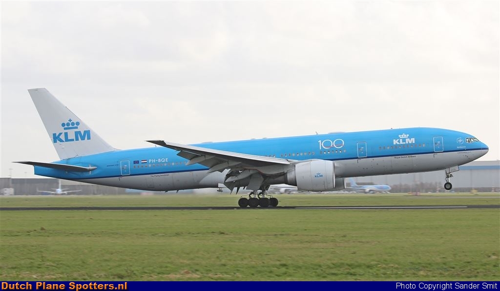 PH-BQE Boeing 777-200 KLM Royal Dutch Airlines by Sander Smit