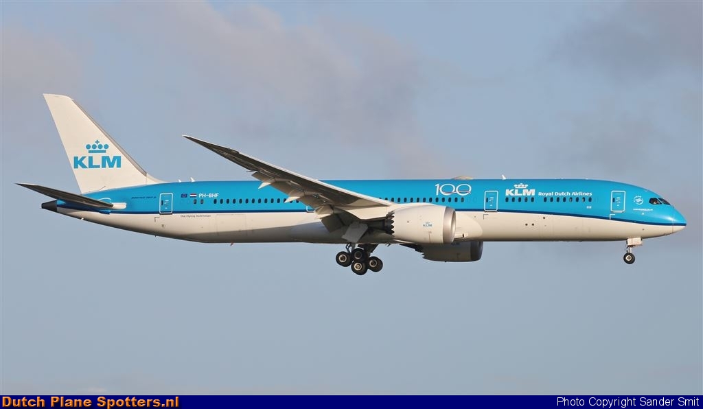 PH-BHF Boeing 787-9 Dreamliner KLM Royal Dutch Airlines by Sander Smit