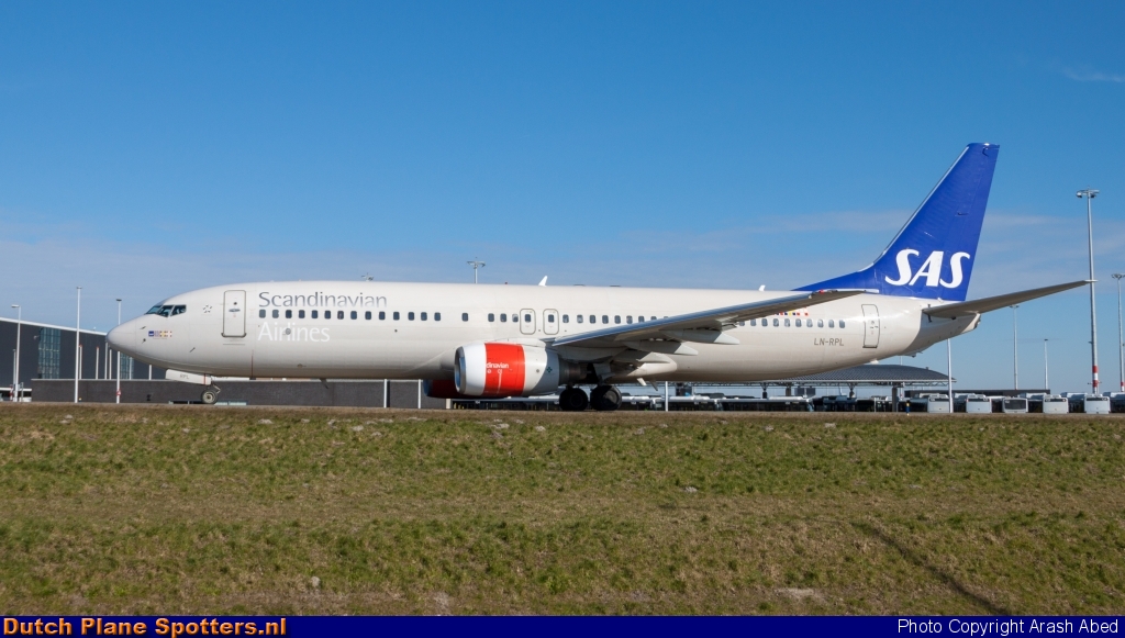 LN-RPL Boeing 737-800 SAS Scandinavian Airlines by Arash Abed
