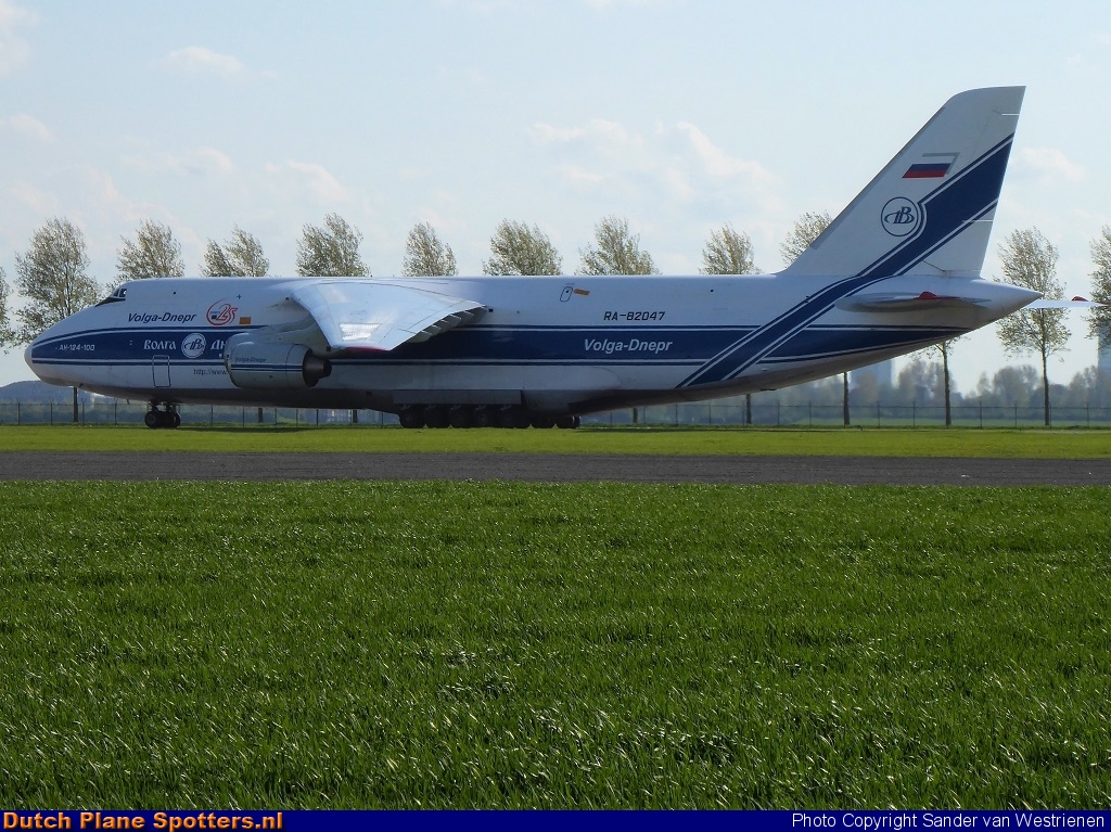 RA-82047 Antonov An-124 Volga-Dnepr Airlines by Sander van Westrienen