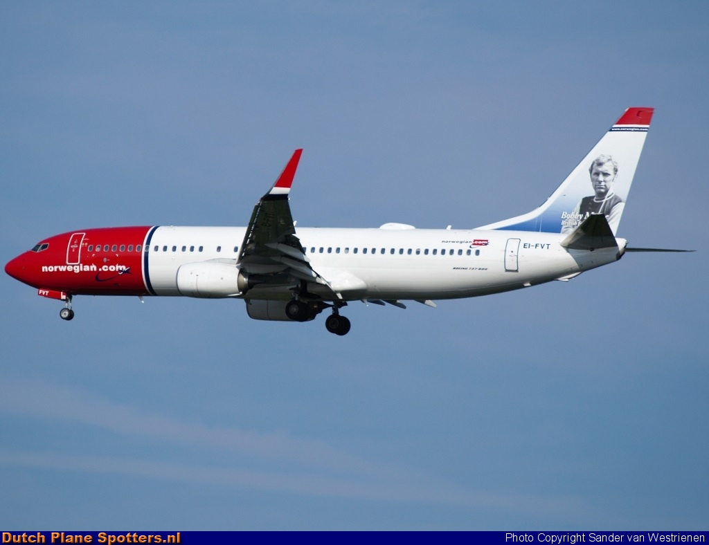 EI-FVT Boeing 737-800 Norwegian Air International by Sander van Westrienen