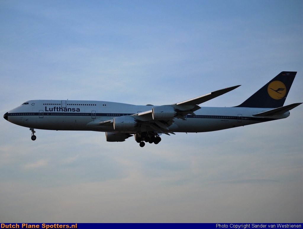 D-ABYT Boeing 747-8 Lufthansa by Sander van Westrienen