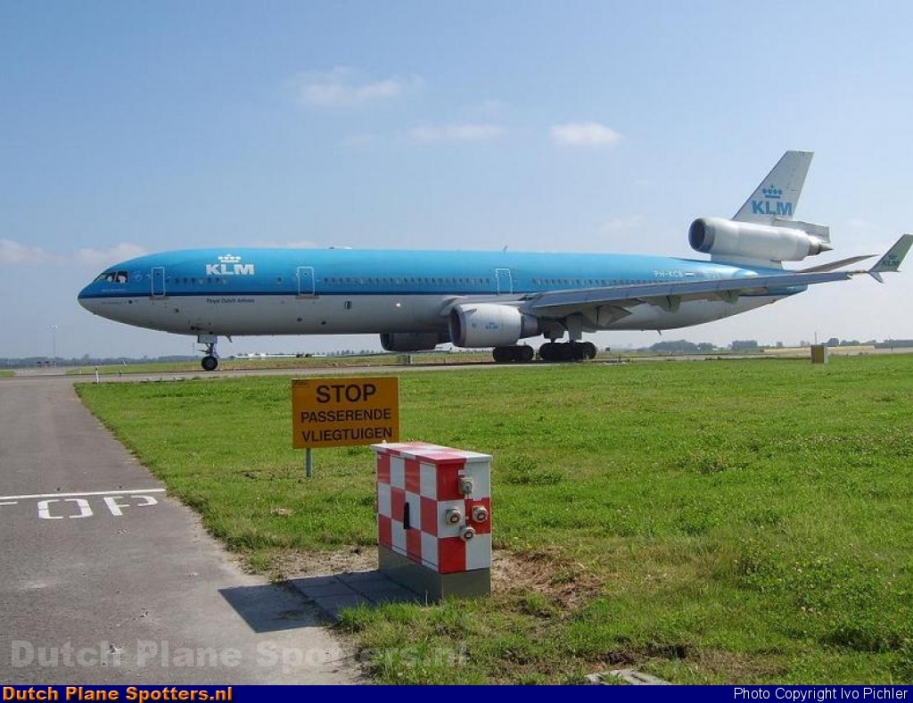 PH-KCB McDonnell Douglas MD-11 KLM Royal Dutch Airlines by Ivo Pichler