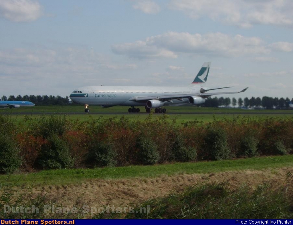  Airbus A340-300 Cathay Pacific by Ivo Pichler