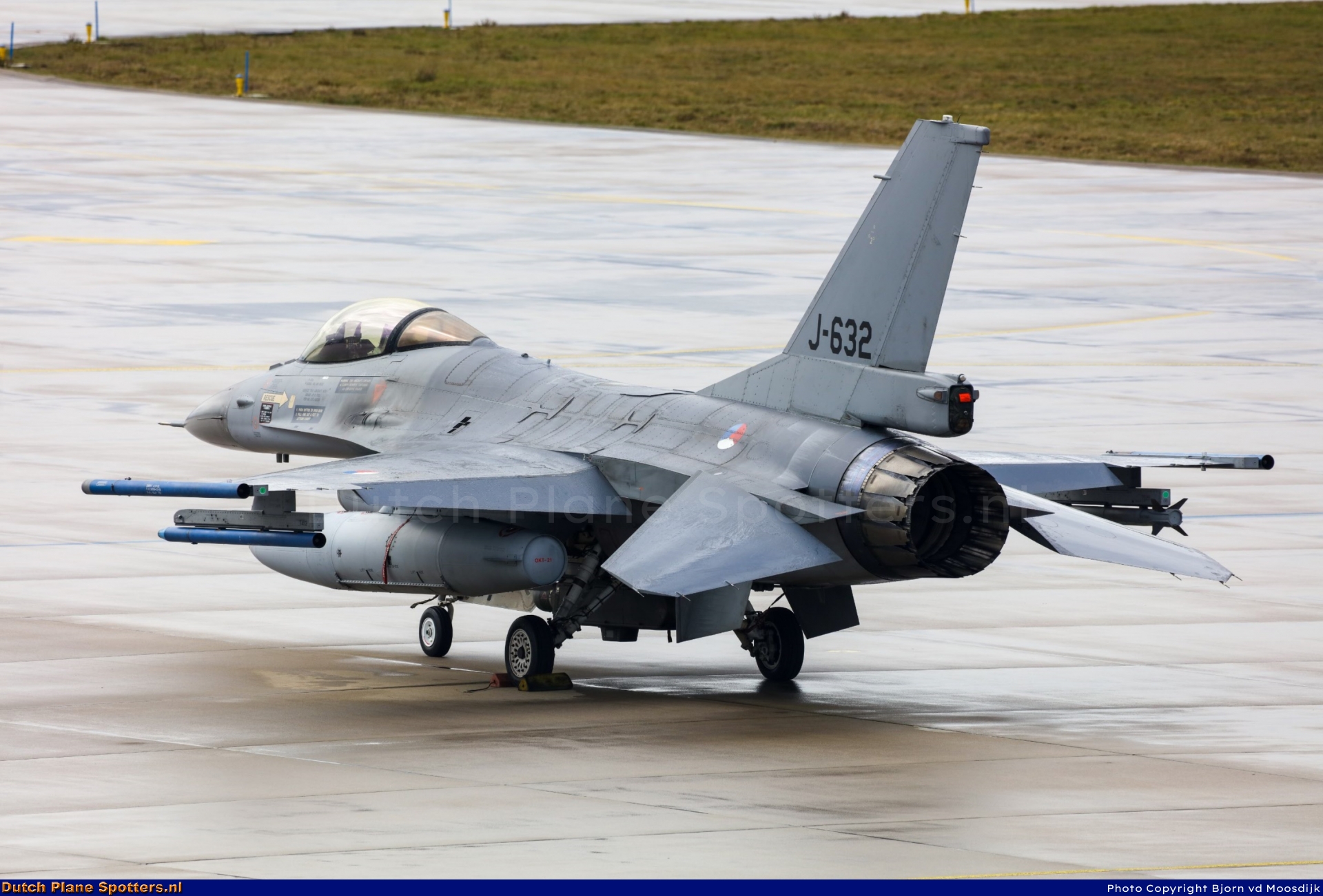 J-632 General Dynamics F-16 Fighting Falcon MIL - Dutch Royal Air Force by Bjorn van de Moosdijk