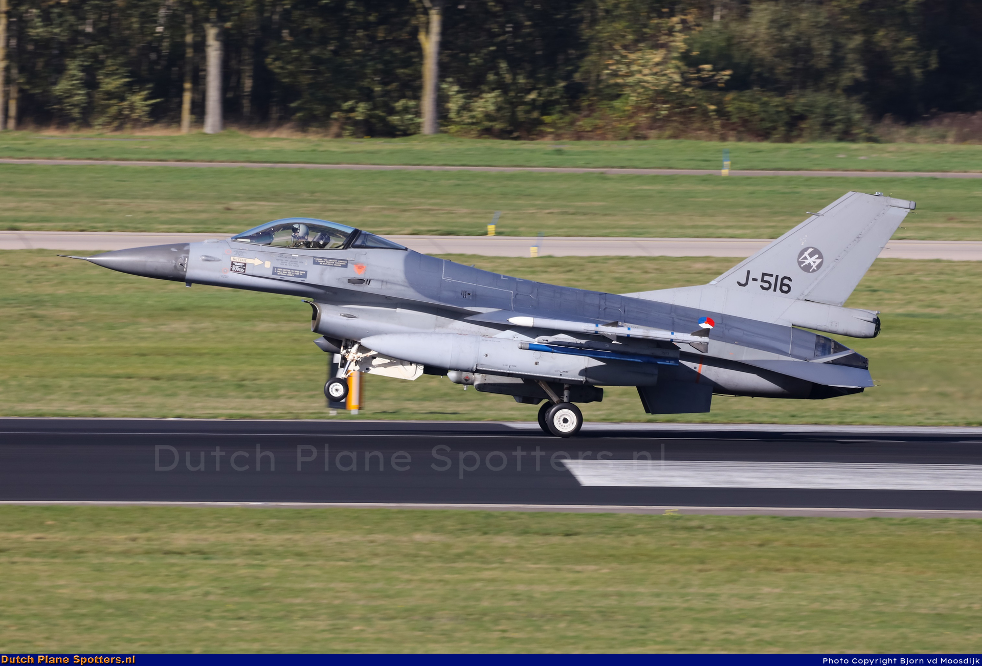 J-516 General Dynamics F-16 Fighting Falcon MIL - Royal Netherlands Air Force by Bjorn van de Moosdijk