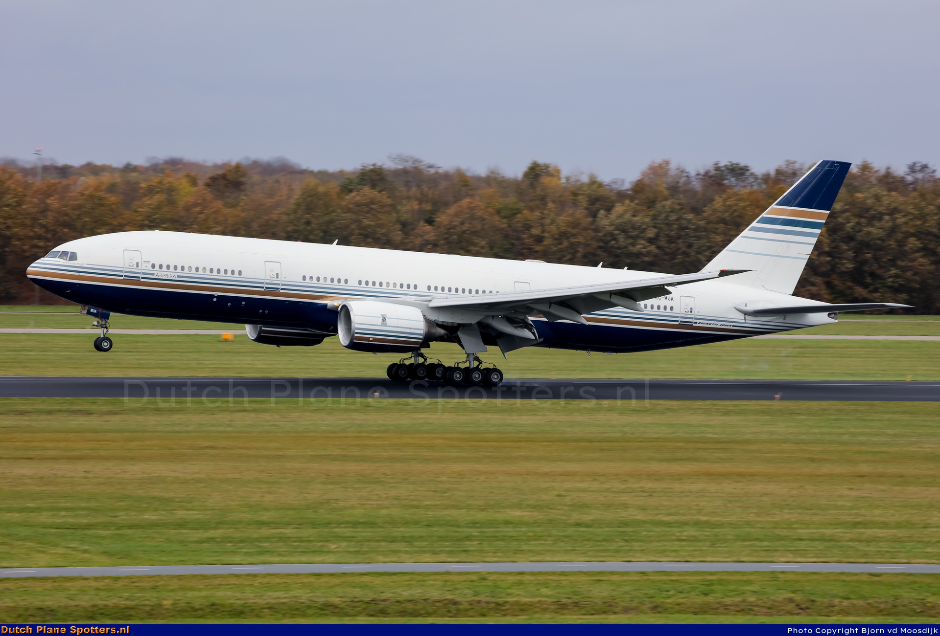EC-MUA Boeing 777-200 Privilege Style by Bjorn van de Moosdijk