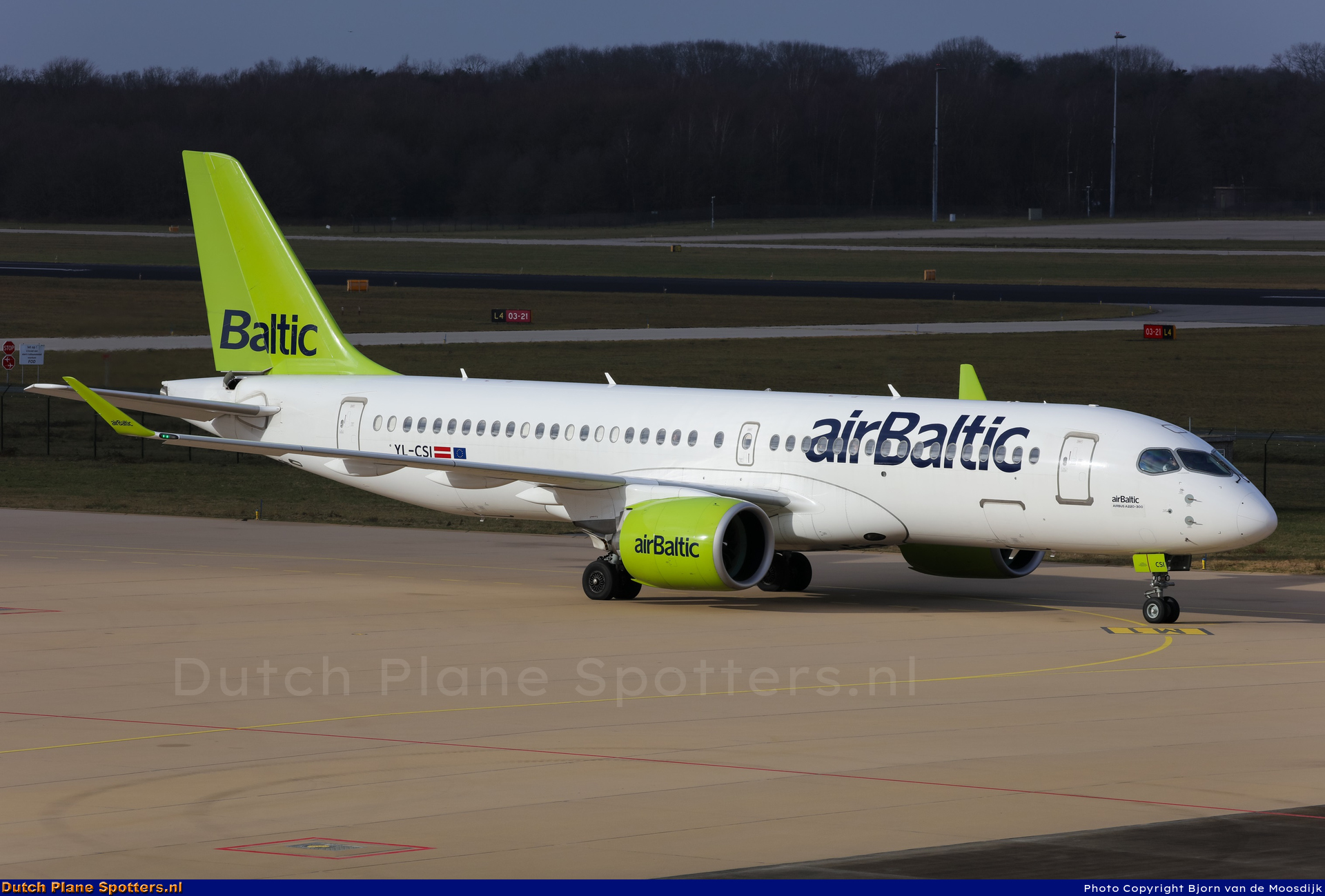 YL-CSI Airbus A220-300 Air Baltic by Bjorn van de Moosdijk