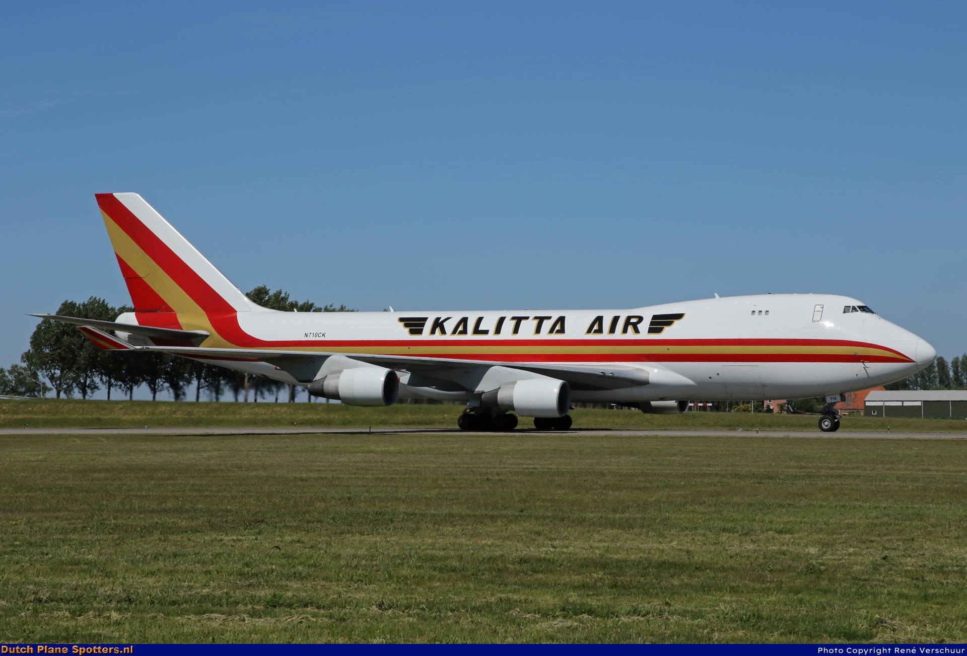 N710CK Boeing 747-400 Kalitta Air by René Verschuur