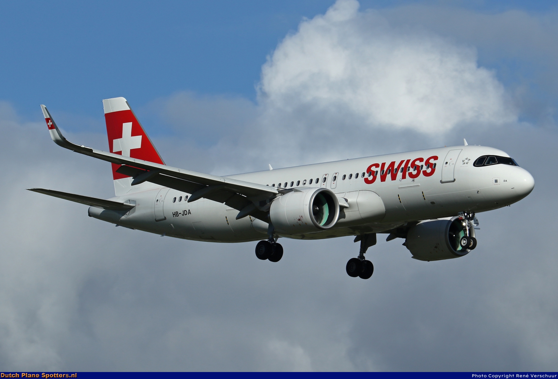 HB-JDA Airbus A320neo Swiss International Air Lines by René Verschuur