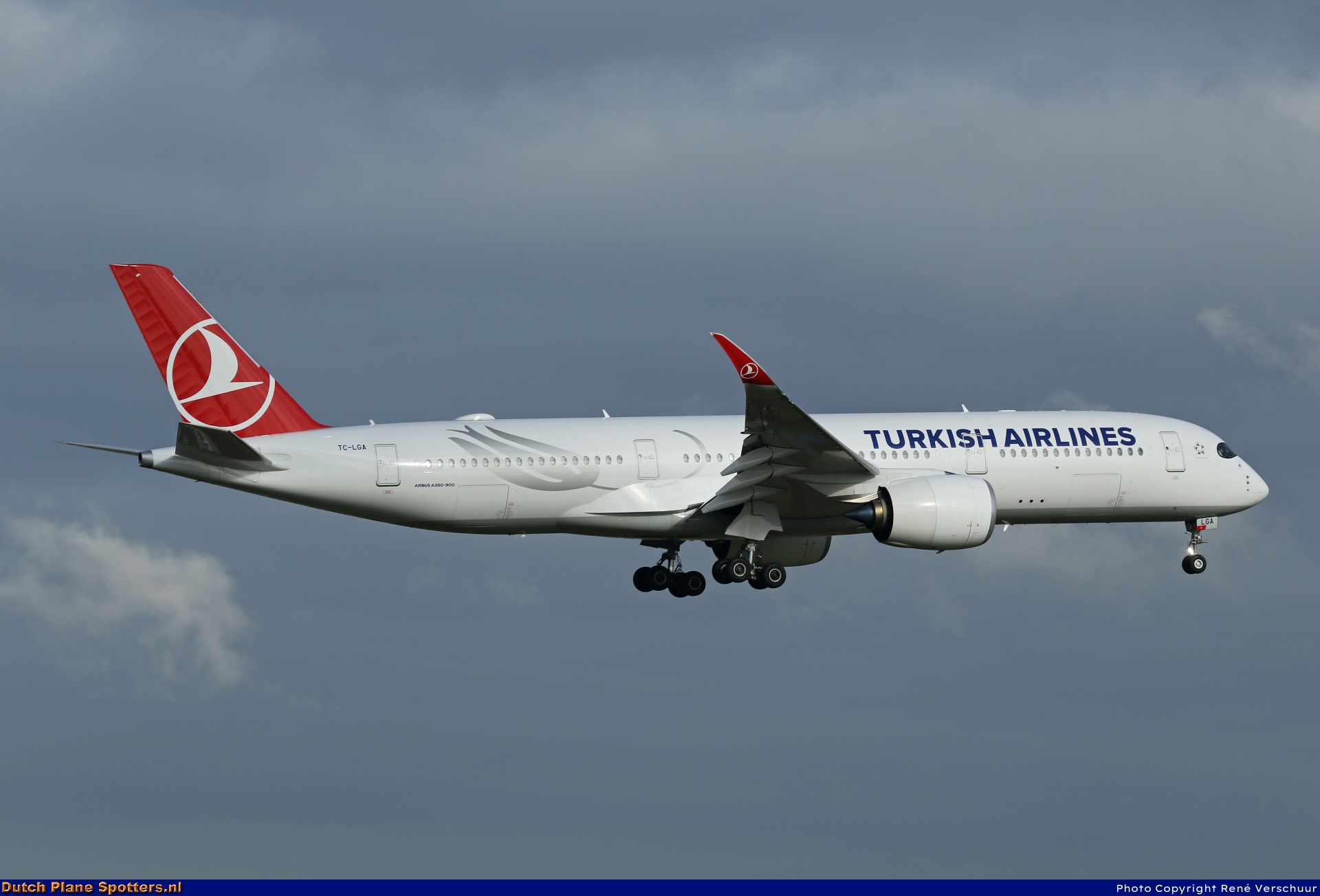 TC-LGA Airbus A350-900 Turkish Airlines by René Verschuur