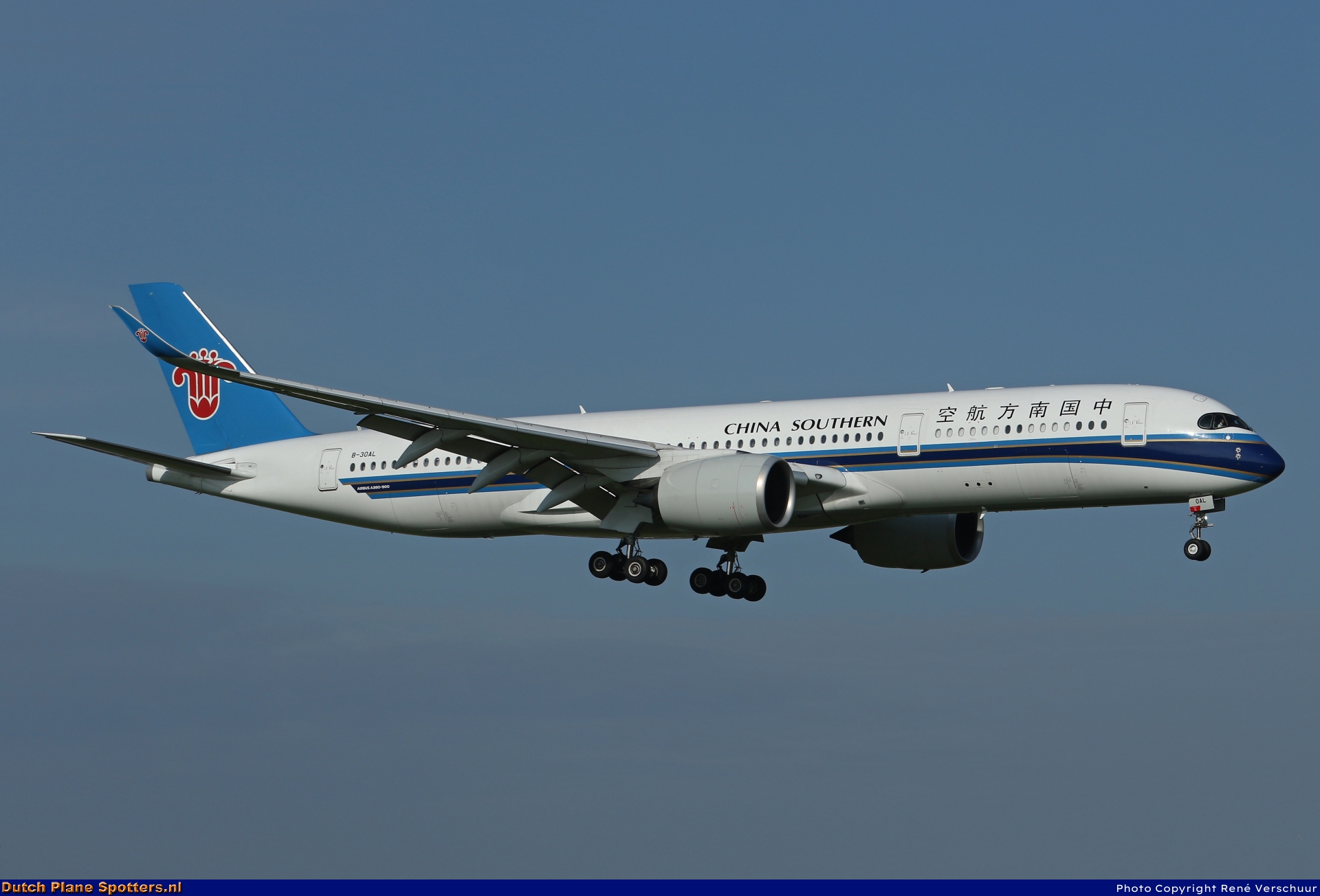 B-30AL Airbus A350-900 China Southern Airlines by René Verschuur