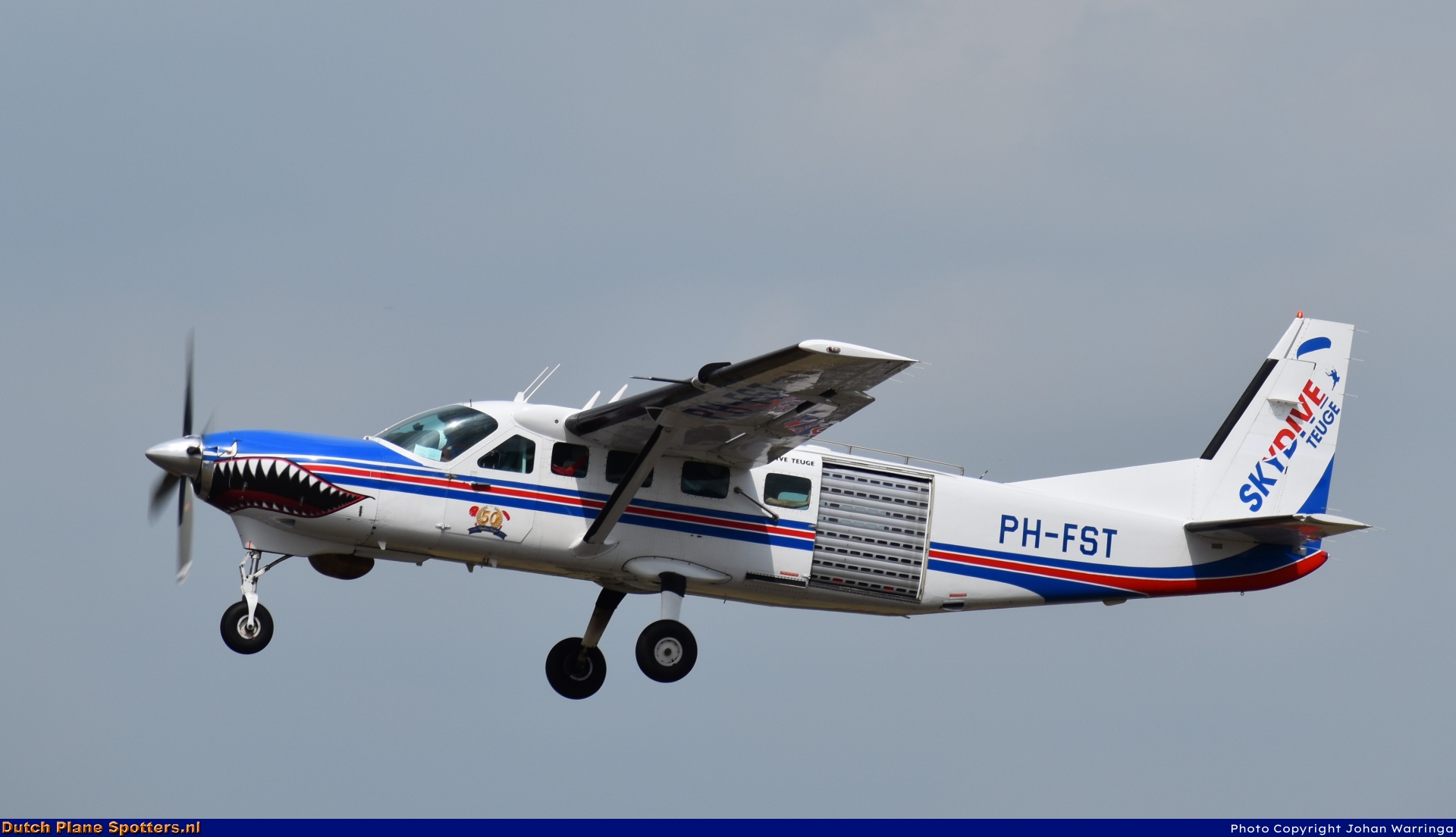PH-FST Cessna 208 Nationaal Paracentrum Teuge by Johan Warringa