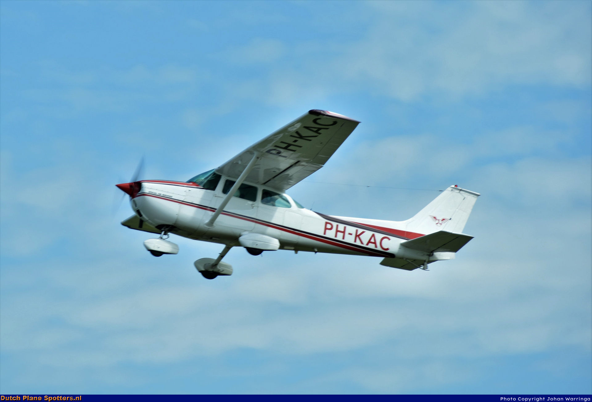 PH-KAC Cessna 172 Skyhawk Special Air Services by Johan Warringa