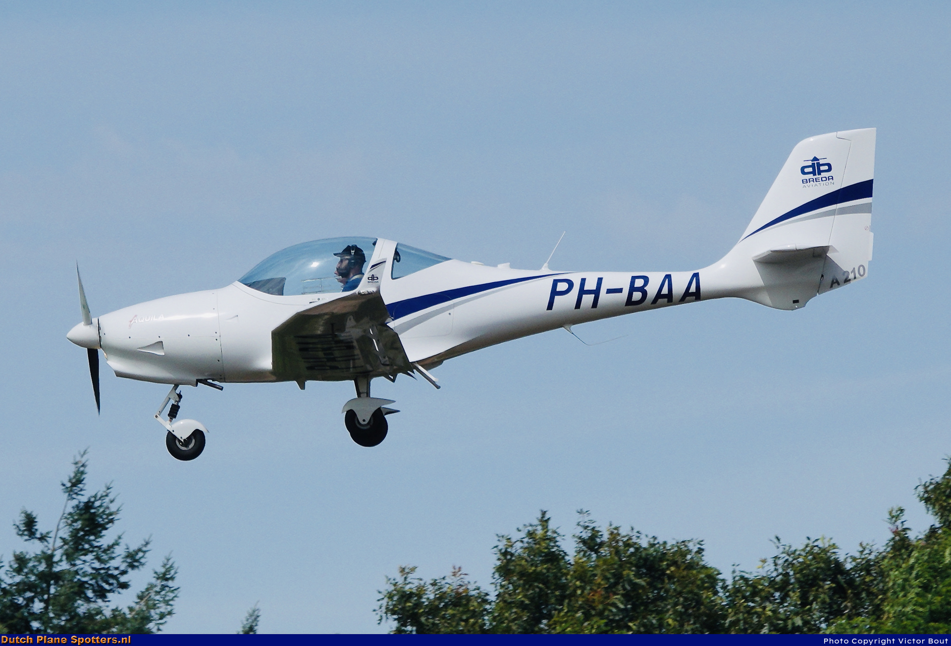 PH-BAA Aquila A210 Breda Aviation by Victor Bout
