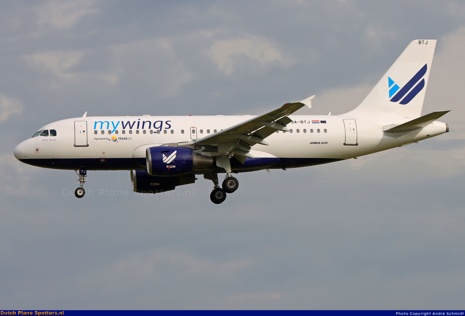 9A-BTJ Airbus A319 Trade Air (MyWings) by André Schmidt