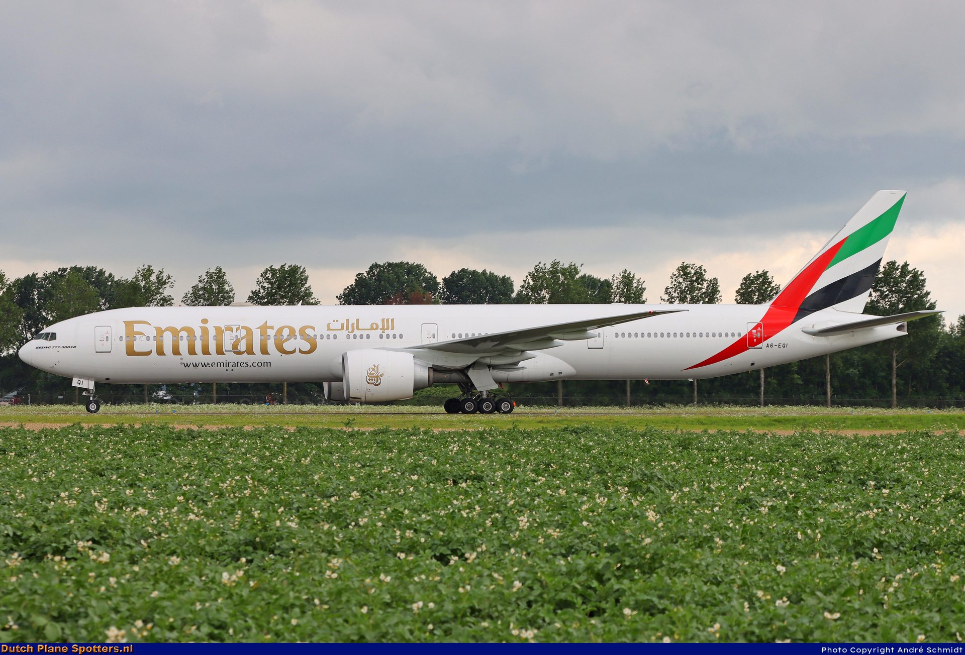 A6-EQI Boeing 777-300 Emirates by André Schmidt