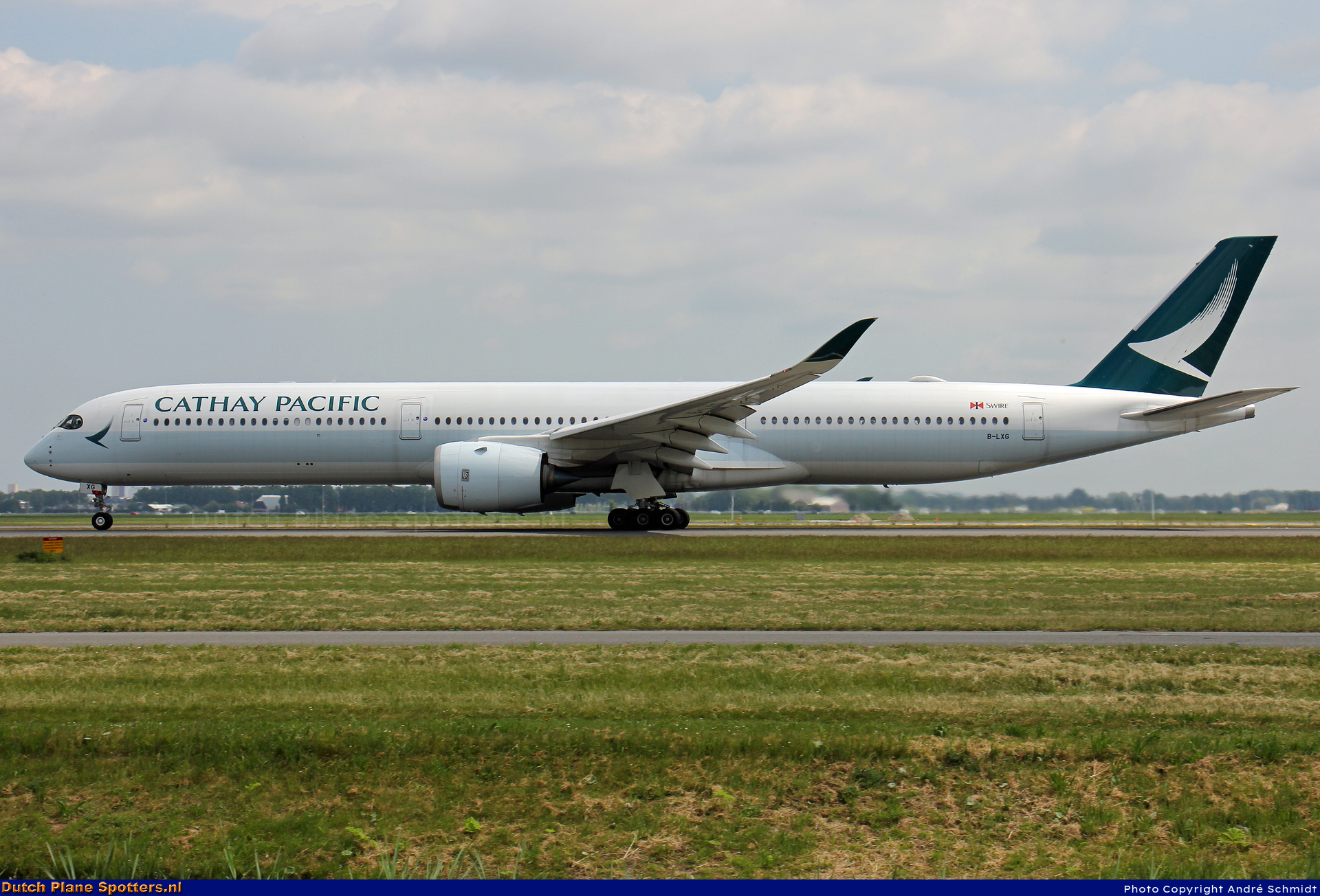 B-LXG Airbus A350-1000 Cathay Pacific by André Schmidt