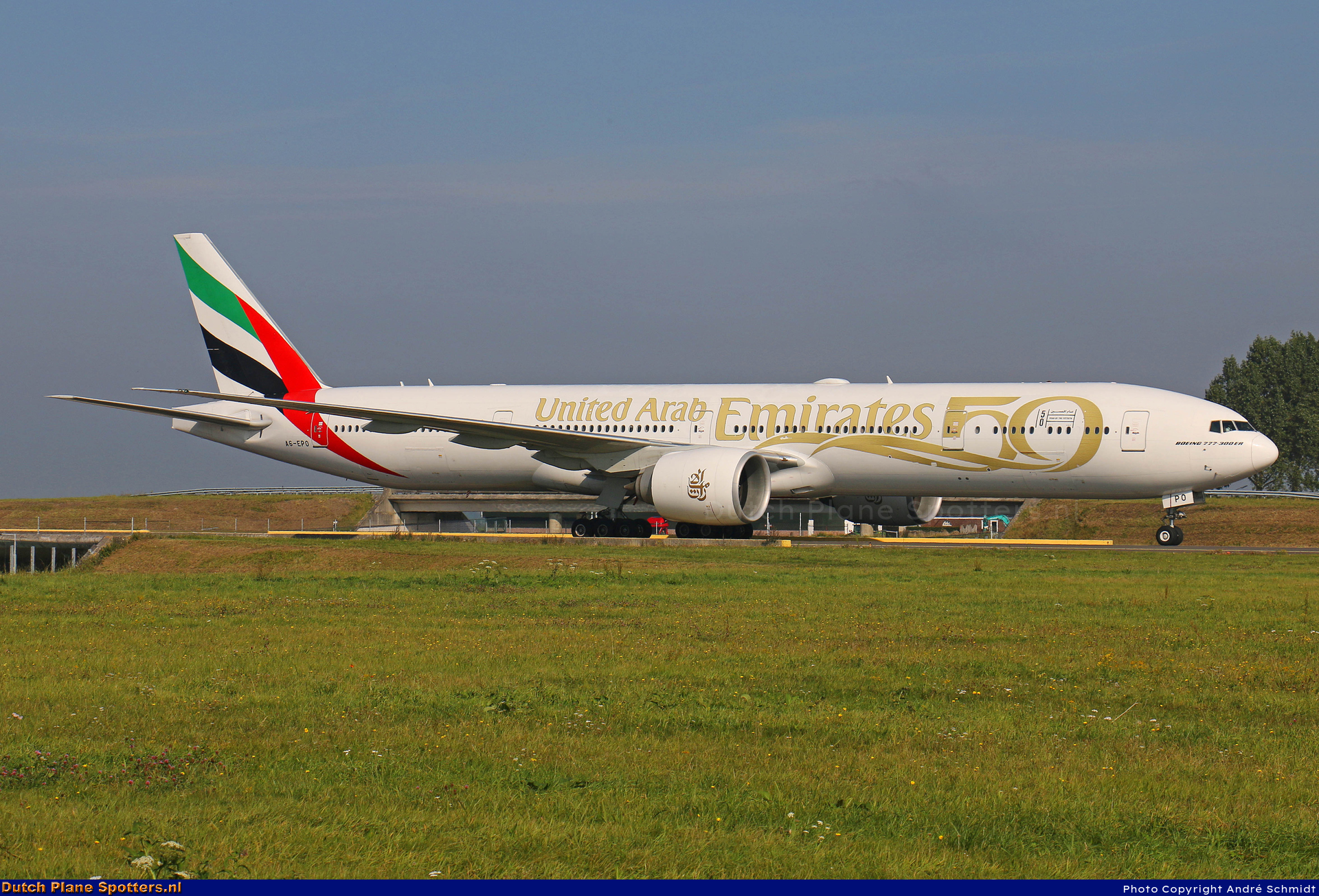 A6-EPO Boeing 777-300 Emirates by André Schmidt