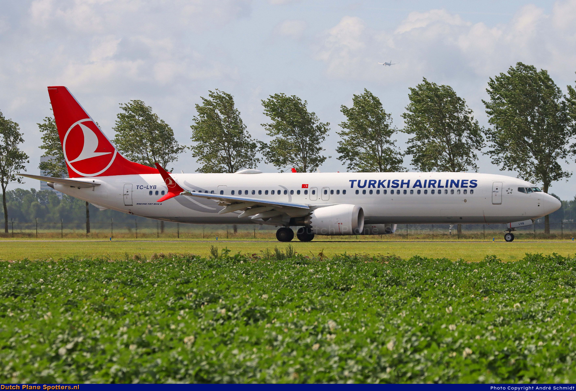 TC-LYB Boeing 737 MAX 9 Turkish Airlines by André Schmidt