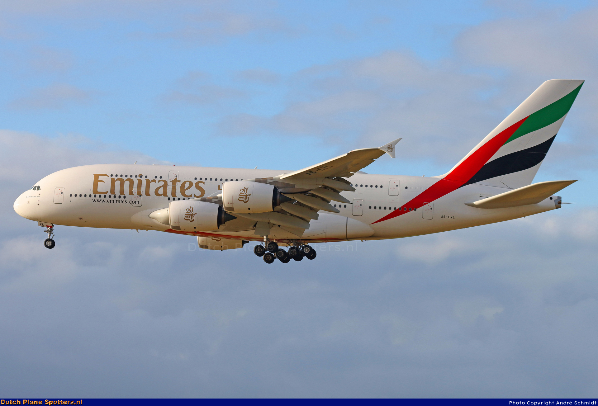 A6-EVL Airbus A380-800 Emirates by André Schmidt
