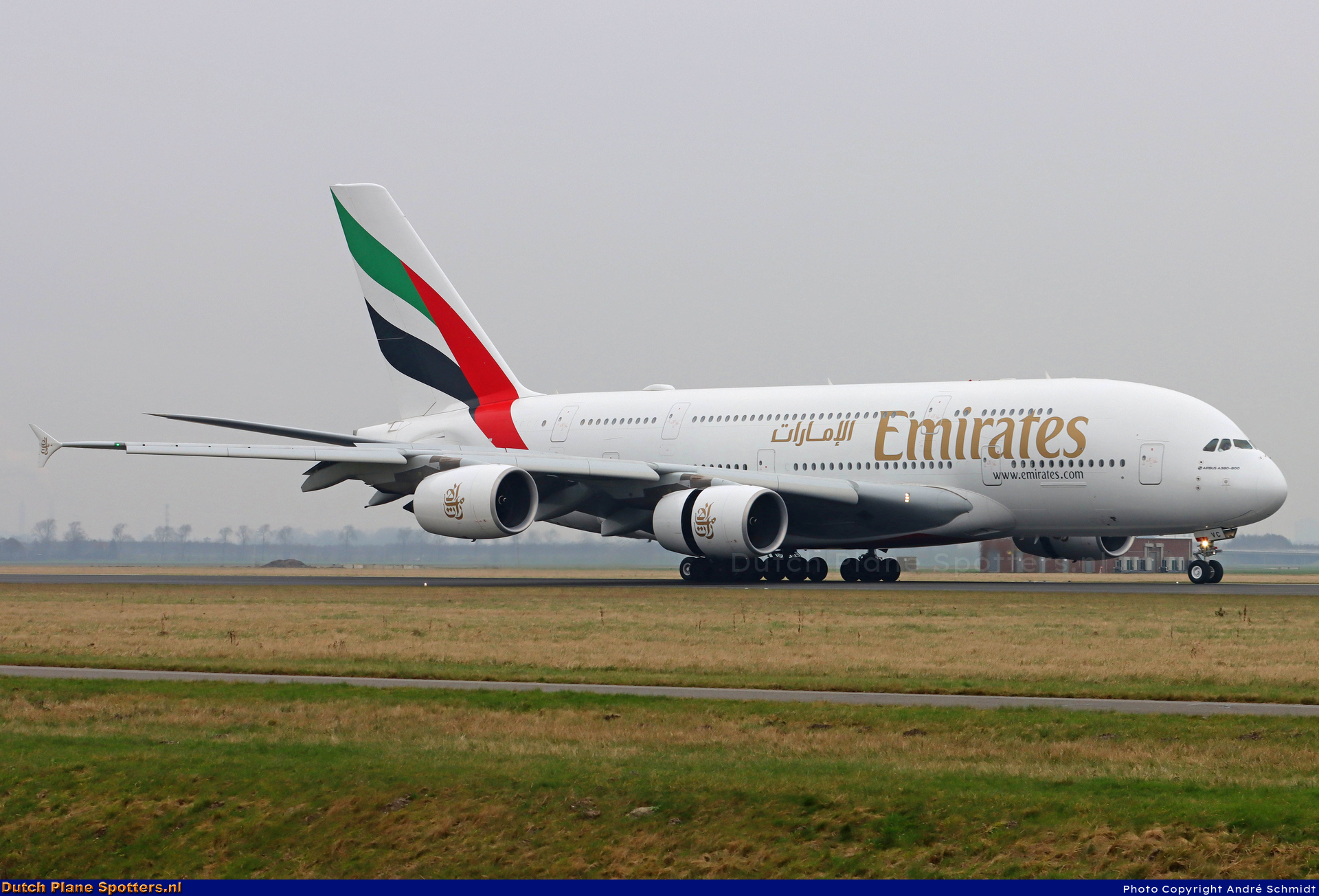A6-EVC Airbus A380-800 Emirates by André Schmidt