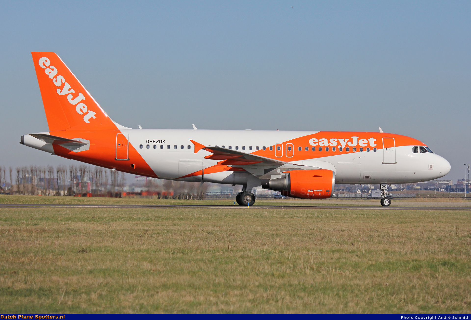 G-EZDK Airbus A319 easyJet by André Schmidt