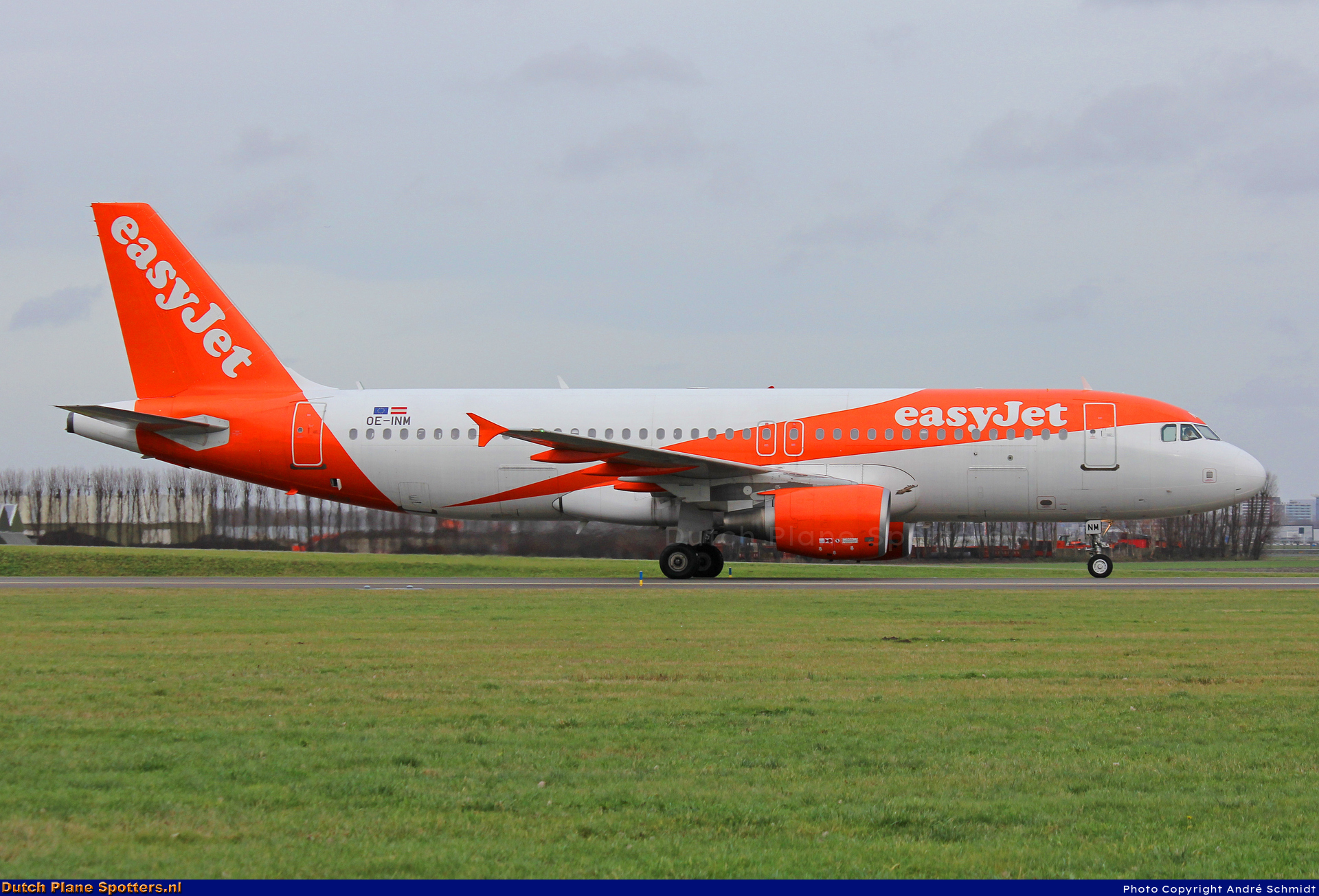 OE-INM Airbus A320 easyJet Europe by André Schmidt