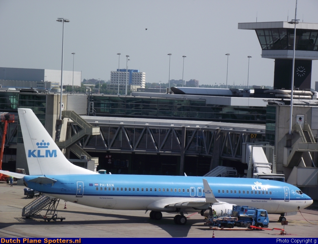PH-BXN Boeing 737-800 KLM Royal Dutch Airlines by g