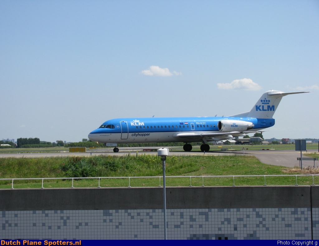 PH-KZC Fokker 70 KLM Cityhopper by g