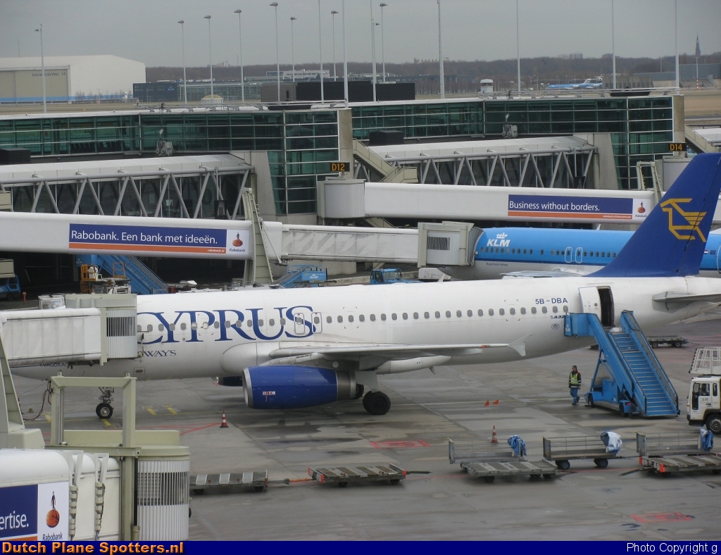 5B-DBA Airbus A320 Cyprus Airways by g