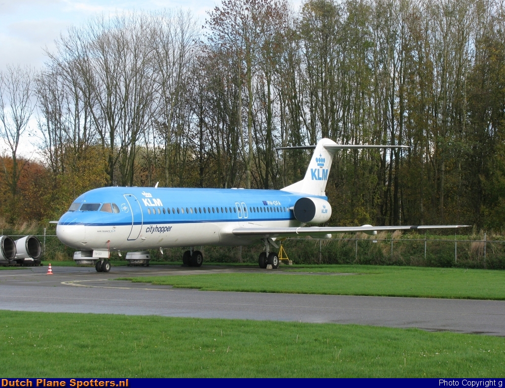 PH-OFA Fokker 100 KLM Cityhopper by g