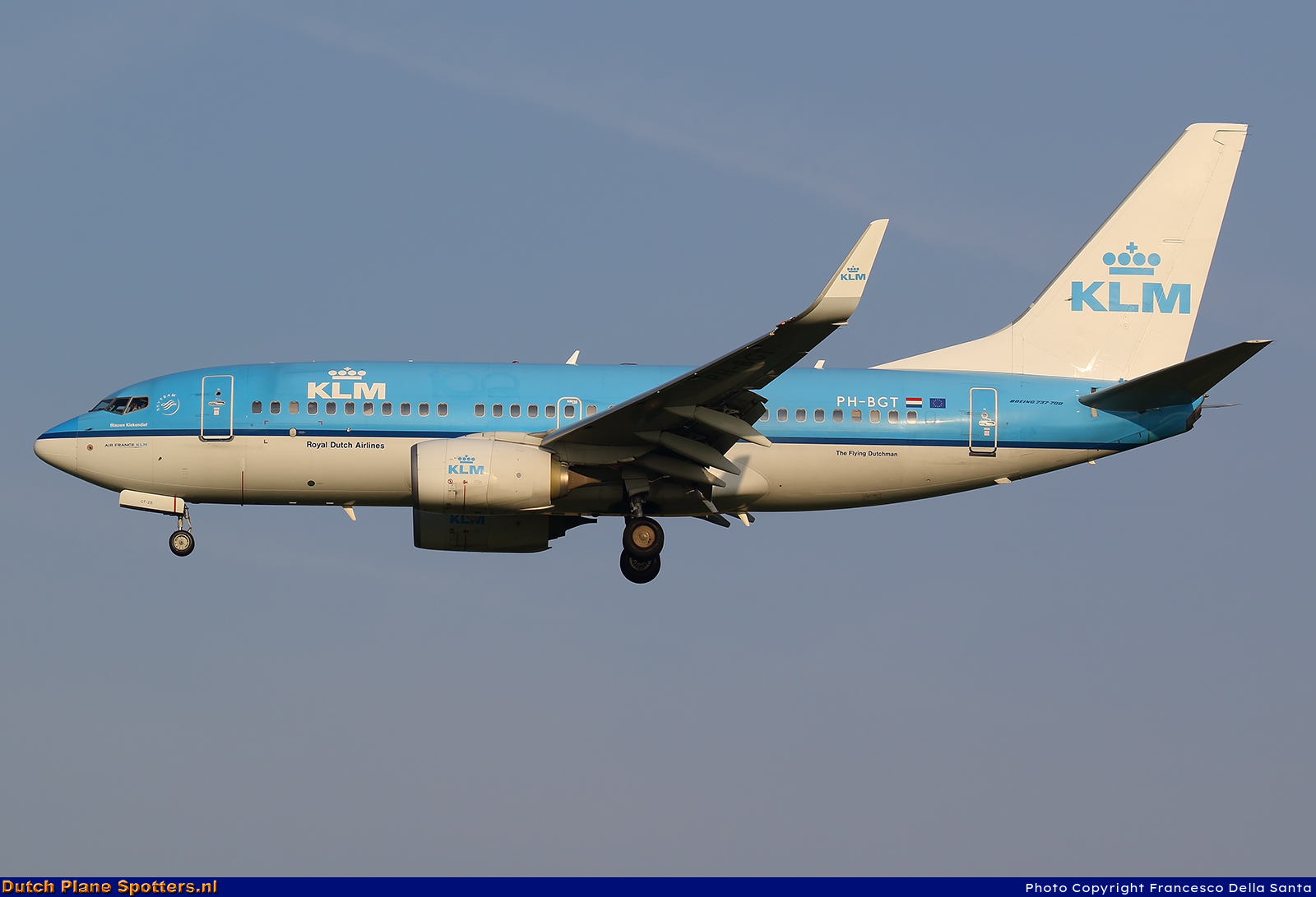 PH-BGT Boeing 737-700 KLM Royal Dutch Airlines by Francesco Della Santa