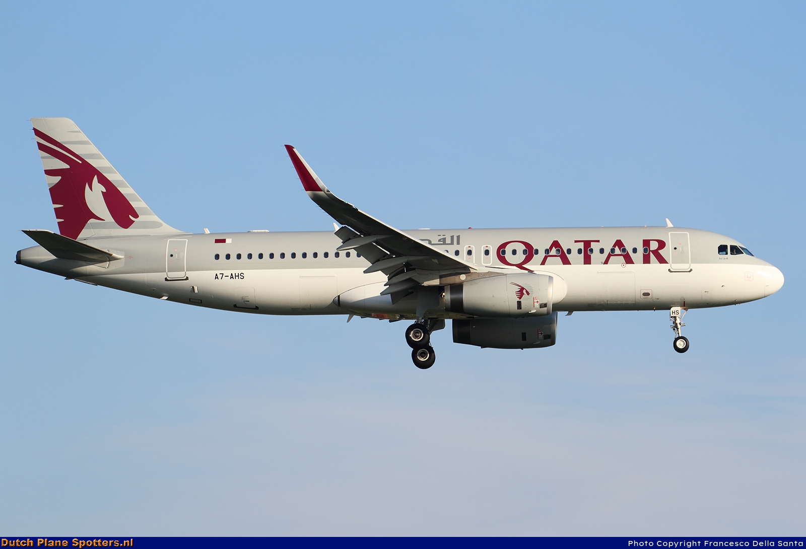 A7-AHS Airbus A320 Qatar Airways by Francesco Della Santa