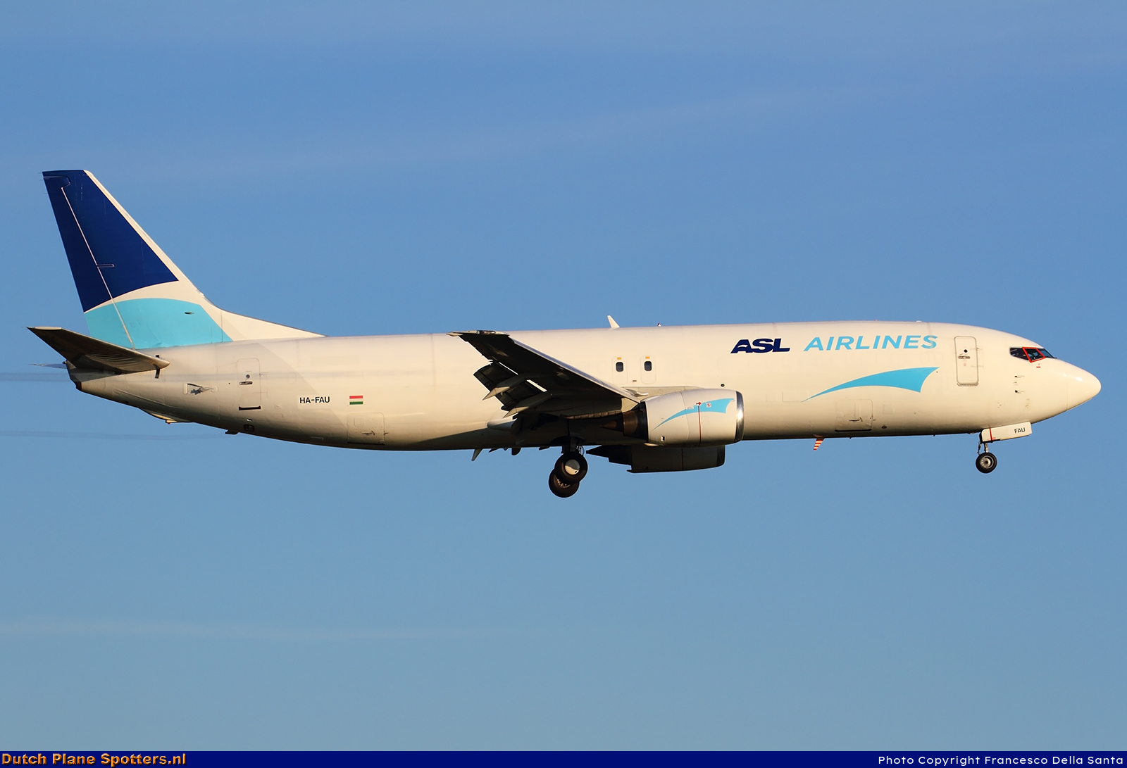 HA-FAU Boeing 737-400 ASL Airlines Hungary by Francesco Della Santa