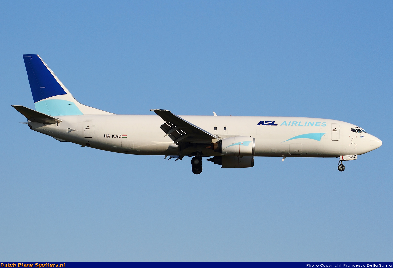 HA-KAD Boeing 737-400 ASL Airlines Hungary by Francesco Della Santa