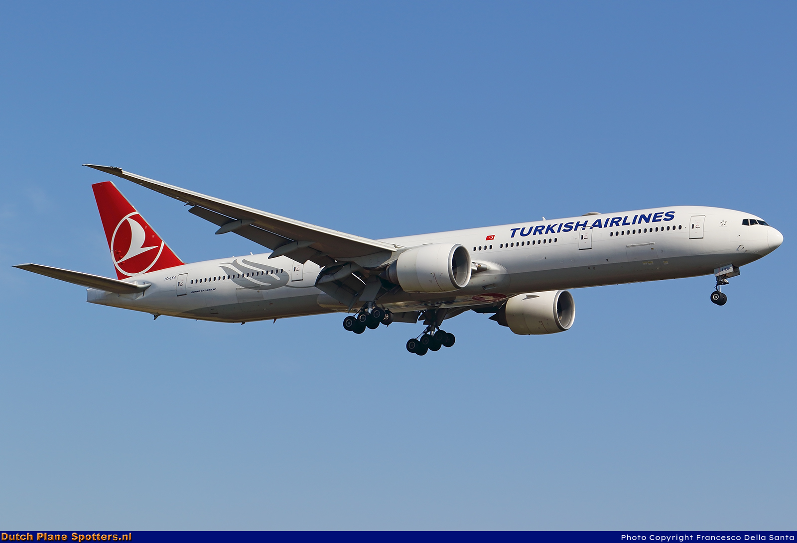 TC-LKA Boeing 777-300 Turkish Airlines by Francesco Della Santa