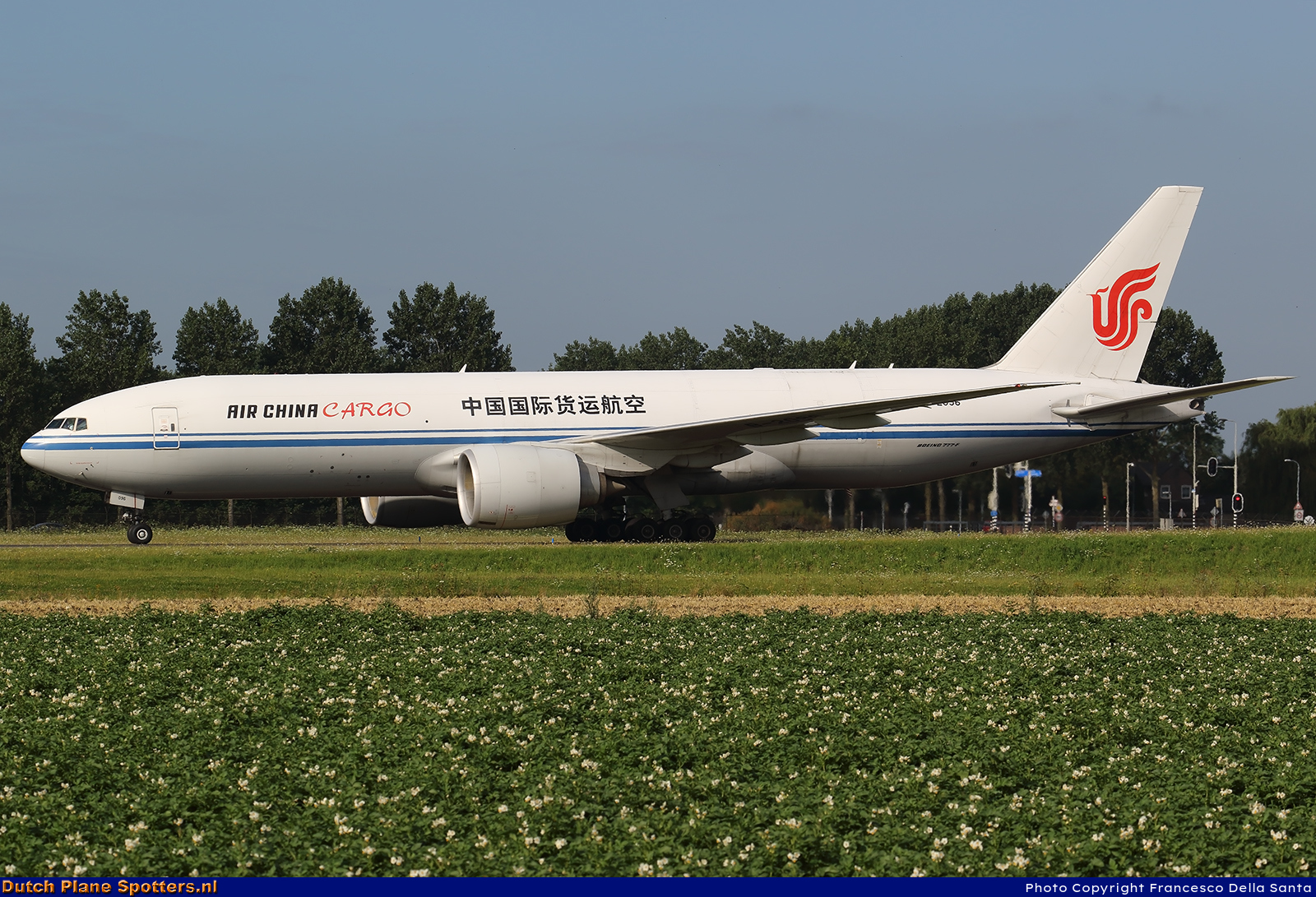 B-2096 Boeing 777-F Air China Cargo by Francesco Della Santa