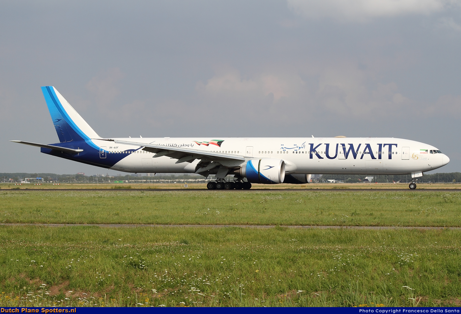 9K-AOF Boeing 777-300 Kuwait Airways by Francesco Della Santa