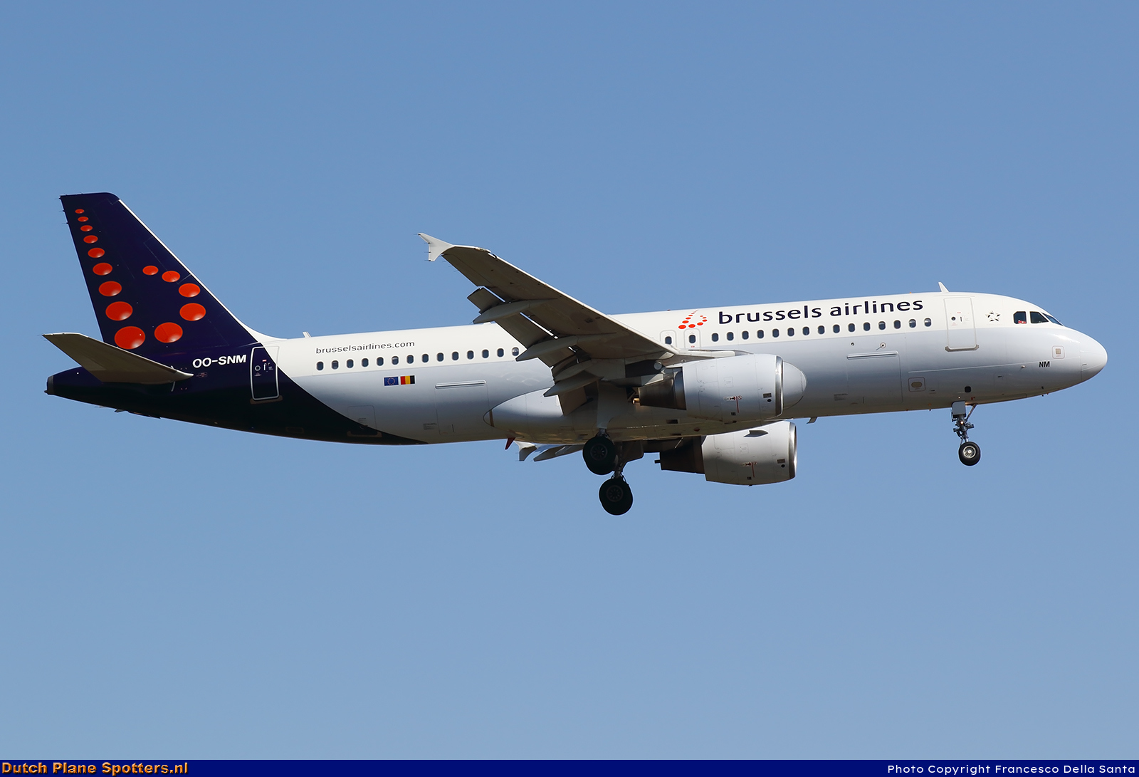 OO-SNM Airbus A320 Brussels Airlines by Francesco Della Santa