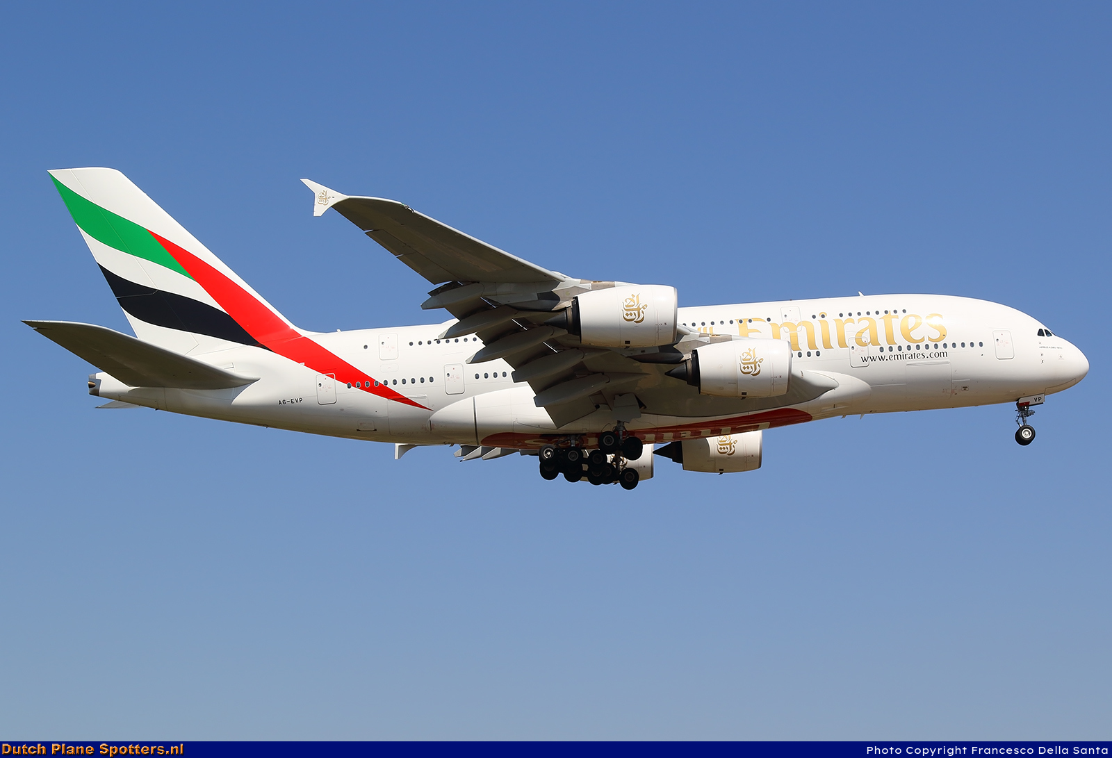 A6-EVP Airbus A380-800 Emirates by Francesco Della Santa