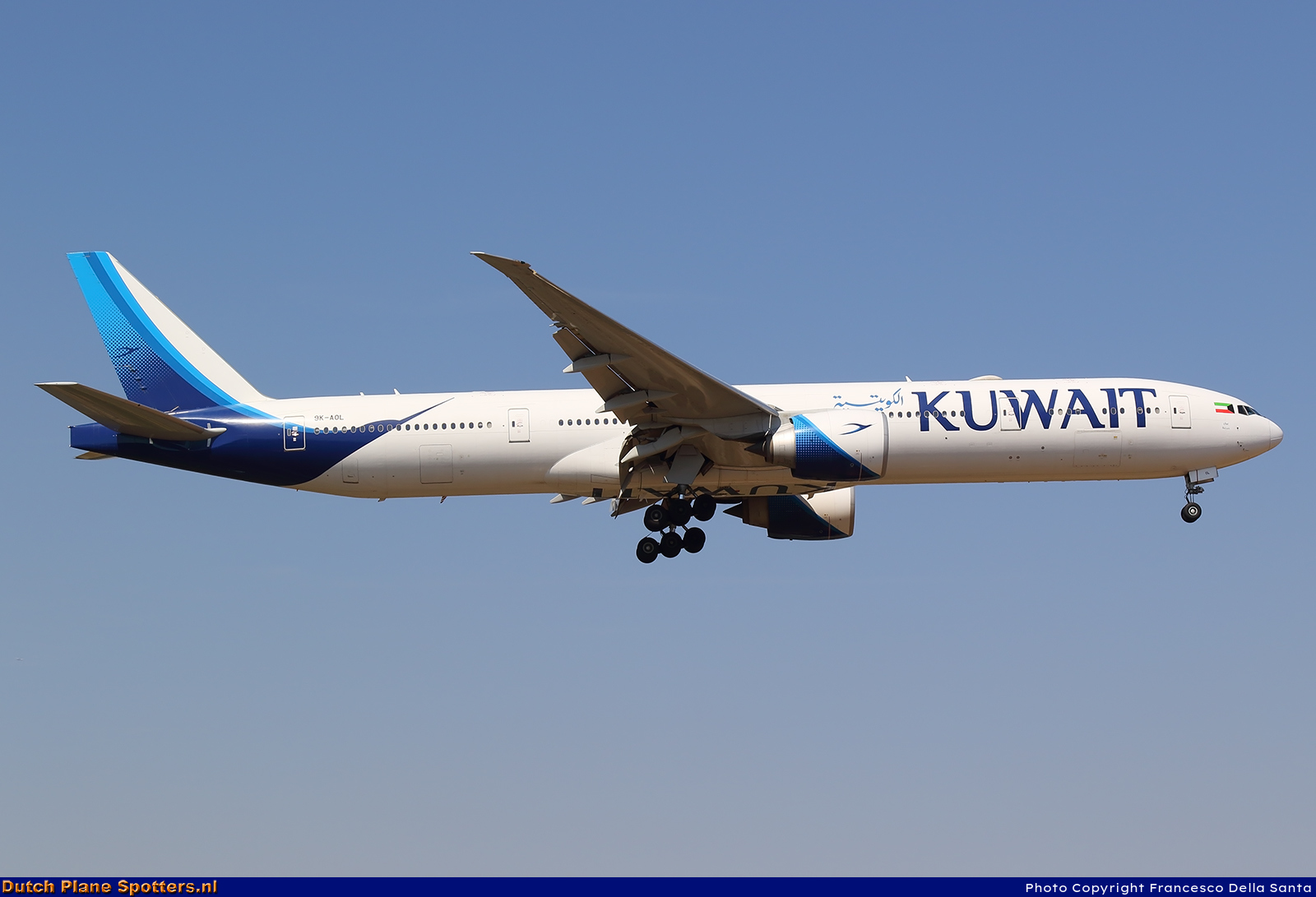 9K-AOL Boeing 777-300 Kuwait Airways by Francesco Della Santa