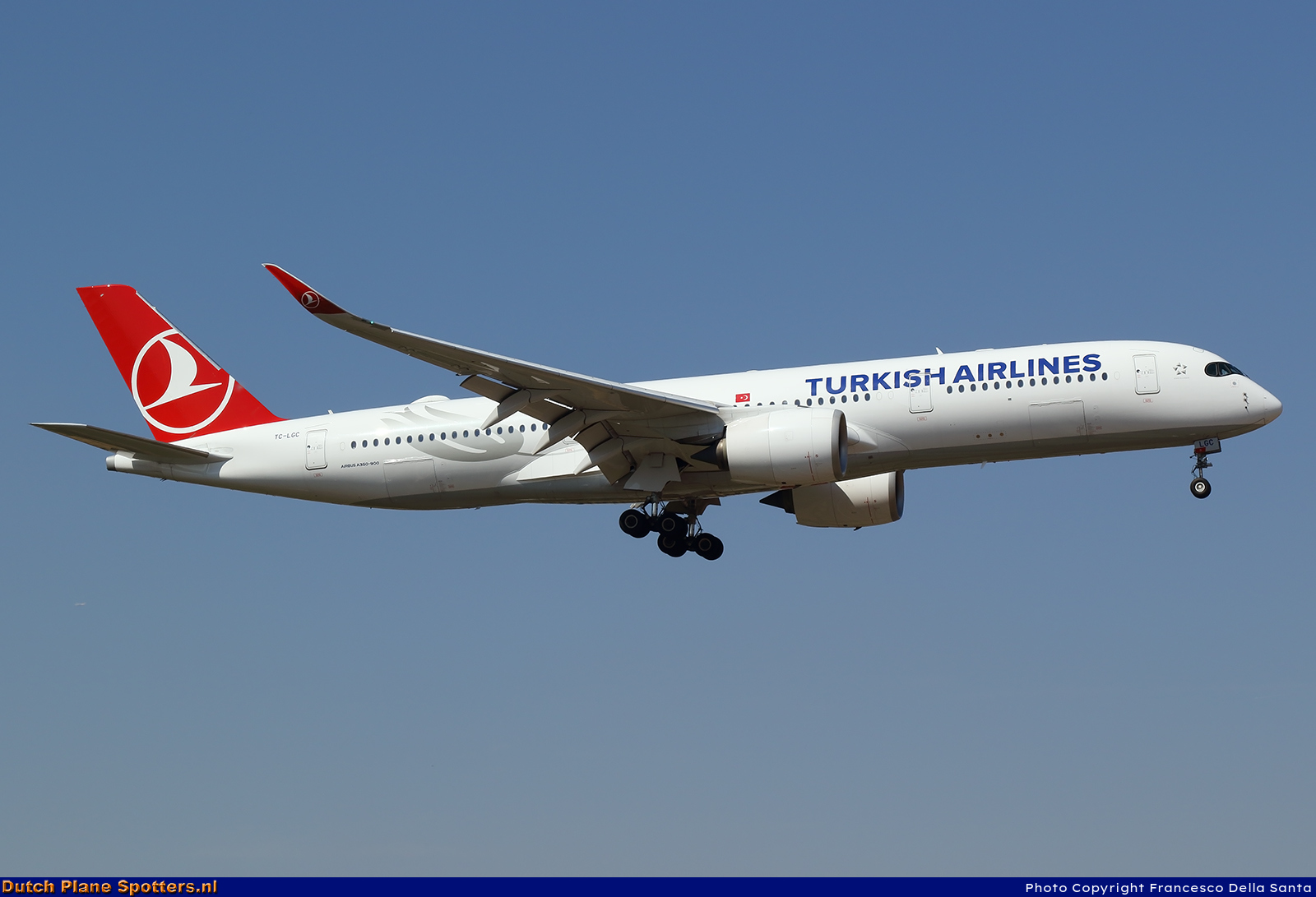TC-LGC Airbus A350-900 Turkish Airlines by Francesco Della Santa