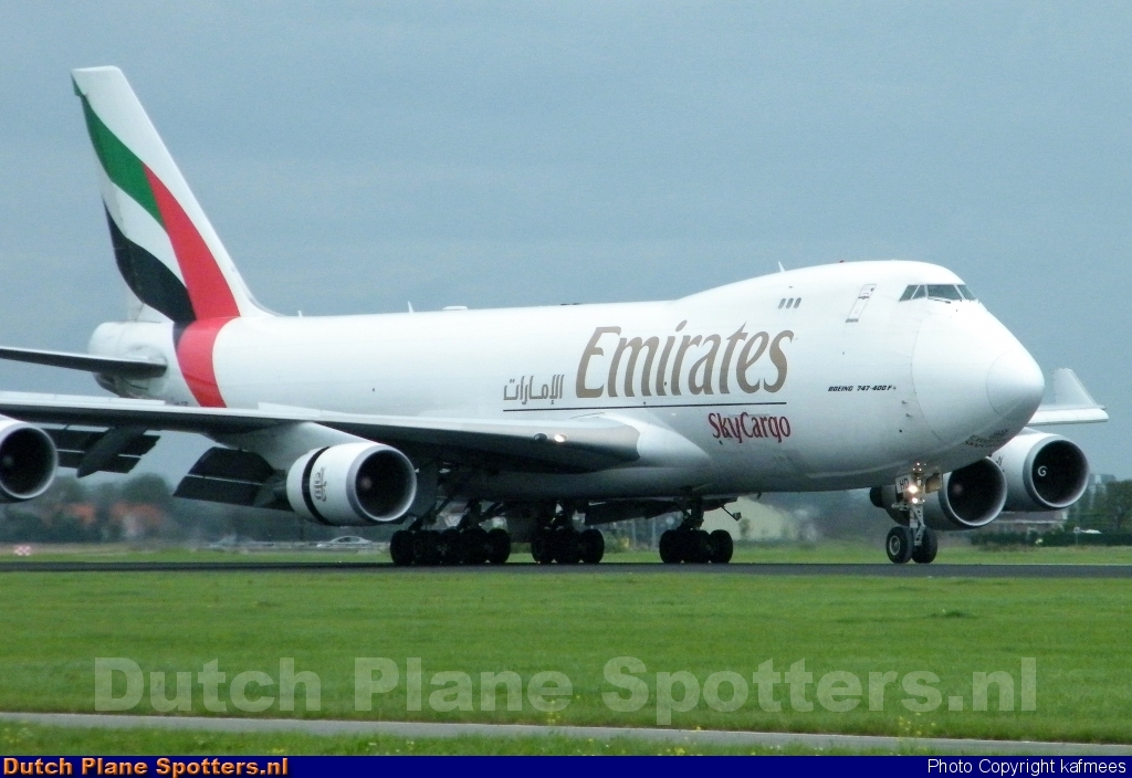 OO-THD Boeing 747-400 Emirates Sky Cargo by Peter Veerman