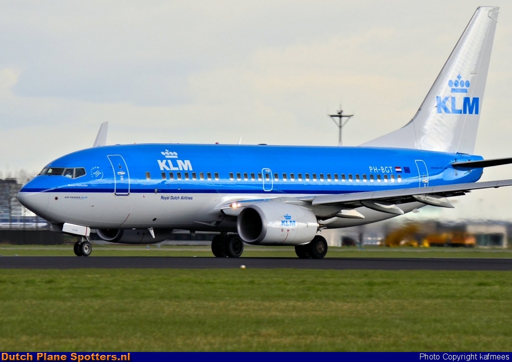 PH-BGT Boeing 737-700 KLM Royal Dutch Airlines by Peter Veerman