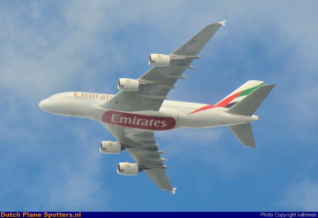 A6-EDR Airbus A380-800 Emirates by Peter Veerman
