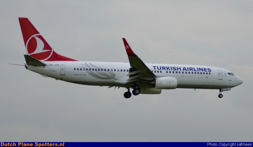 TC-JFM Boeing 737-800 Turkish Airlines by Peter Veerman