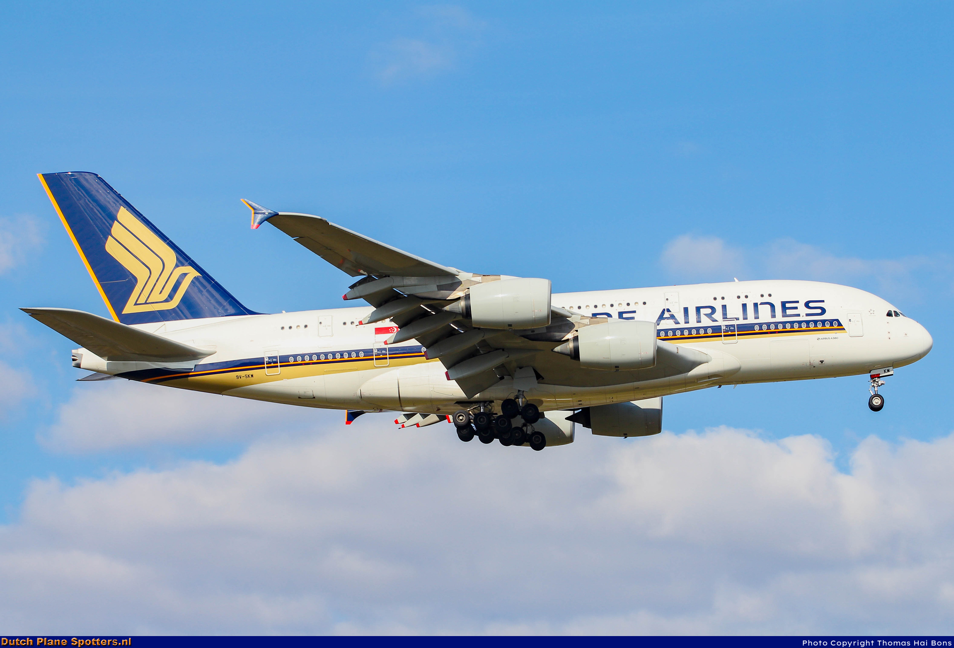 9V-SKW Airbus A380-800 Singapore Airlines by Thomas Hai Bons