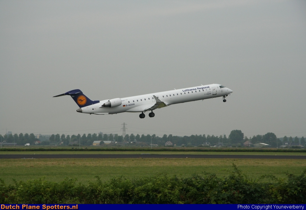 D-ACKH Bombardier Canadair CRJ900 CityLine (Lufthansa Regional) by Youneverberry